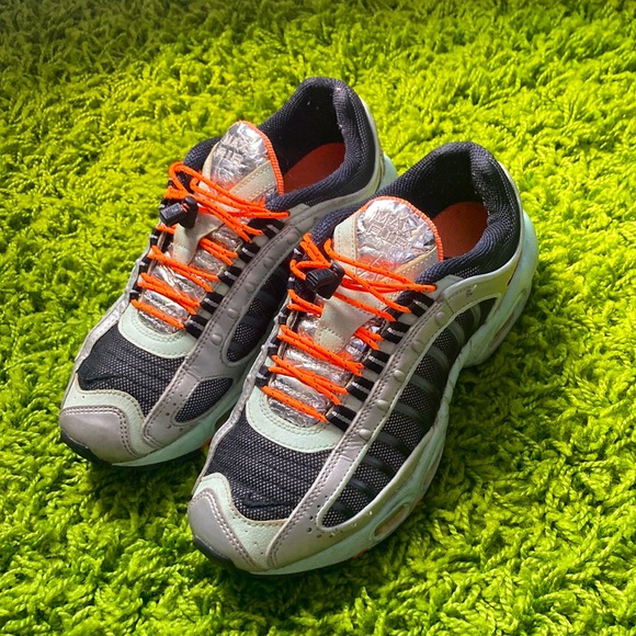 Nike Air Max Tail Wind - Picture 1 of 6